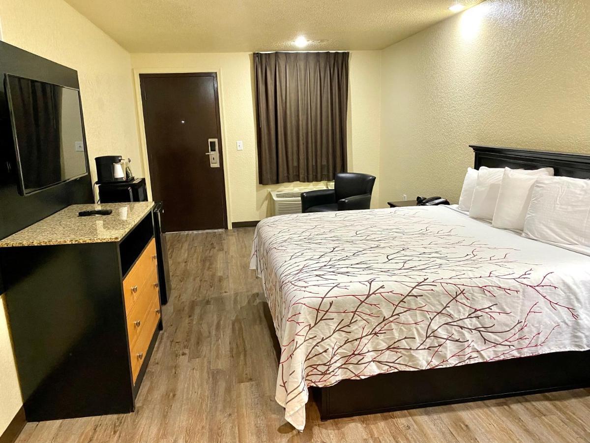 Travelers Inn Elizabeth City Bagian luar foto