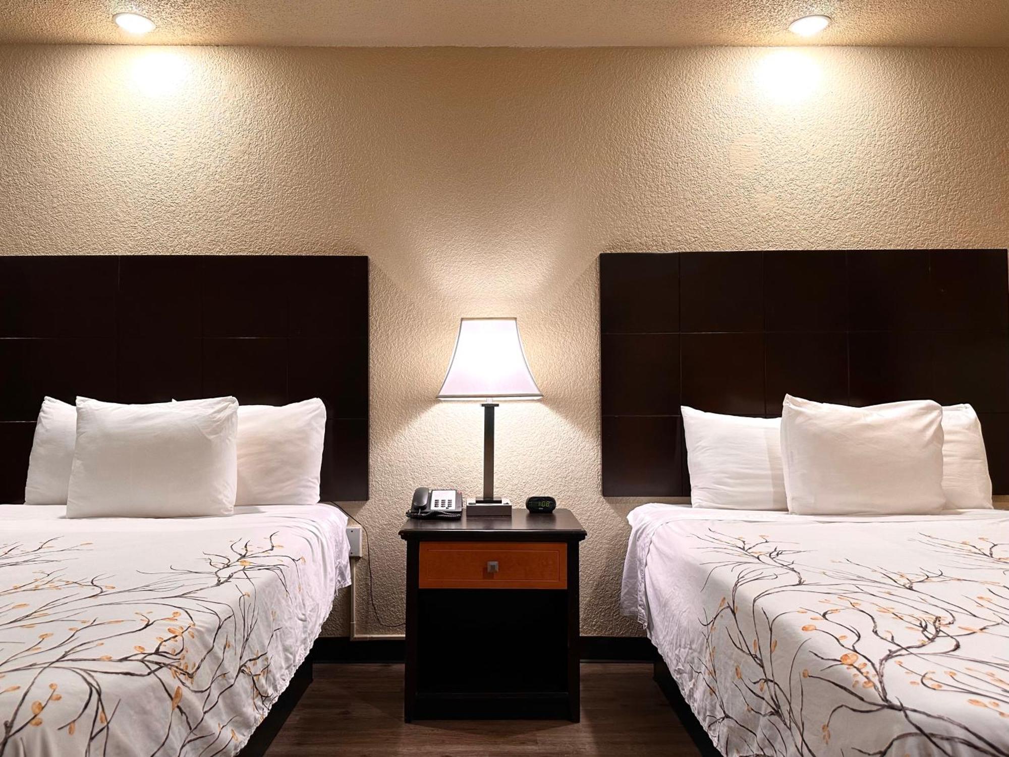 Travelers Inn Elizabeth City Bagian luar foto