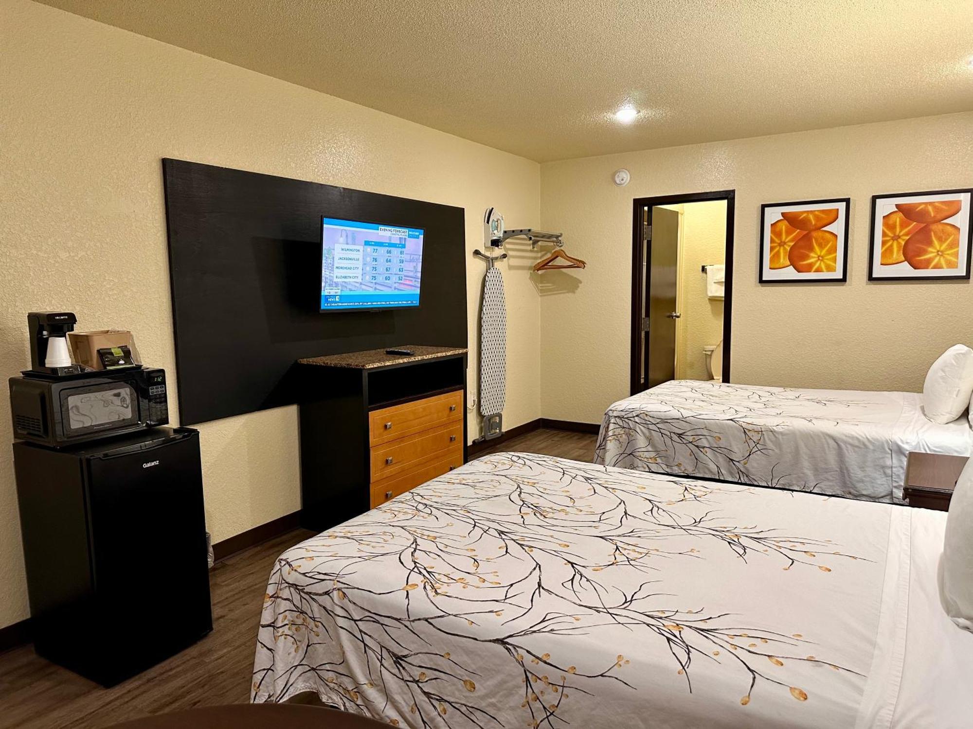 Travelers Inn Elizabeth City Bagian luar foto