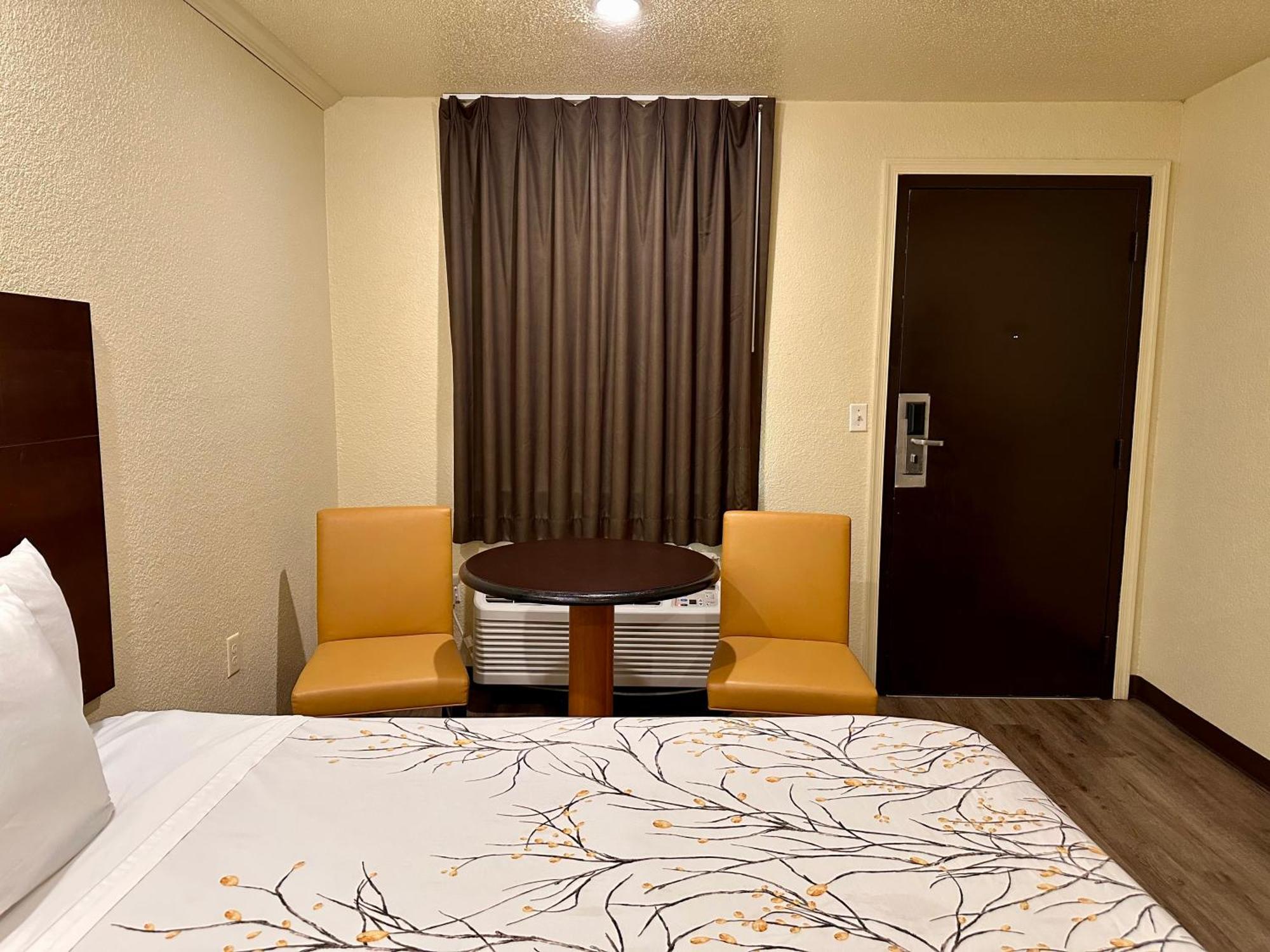 Travelers Inn Elizabeth City Bagian luar foto