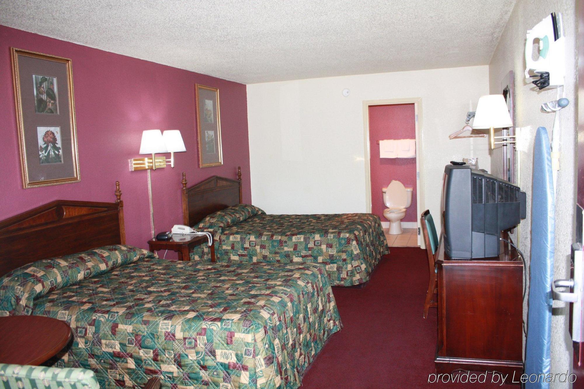 Travelers Inn Elizabeth City Bagian luar foto